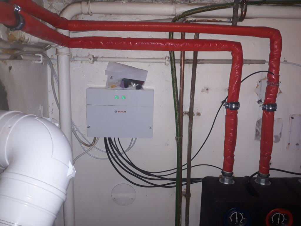Neu verlegte Sanitärleitungen in einer Wiener Altbauwohnung